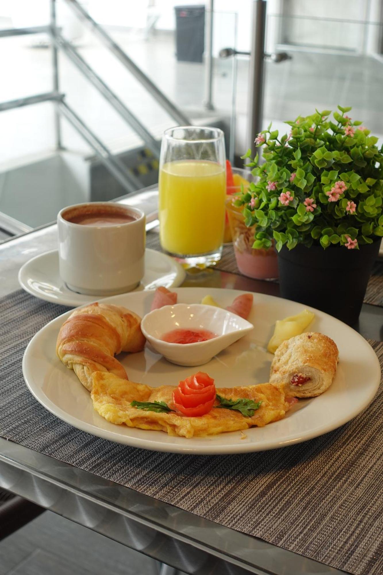 Diagonal Hotel Chipichape كالي المظهر الخارجي الصورة